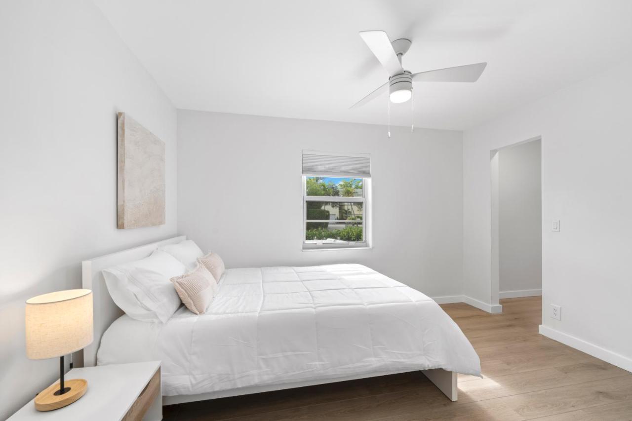 M Lake Worth Beach - Modern Villas Near West Palm Beach, Chic Retro Vibes, King Bed, Cozy Backyard, Bbq, Workspace, High-Speed Internet, Free Parking, 5 Minutes To Downtown & Beach מראה חיצוני תמונה