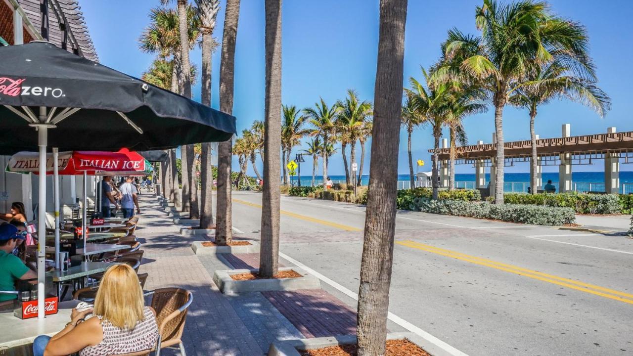 M Lake Worth Beach - Modern Villas Near West Palm Beach, Chic Retro Vibes, King Bed, Cozy Backyard, Bbq, Workspace, High-Speed Internet, Free Parking, 5 Minutes To Downtown & Beach מראה חיצוני תמונה