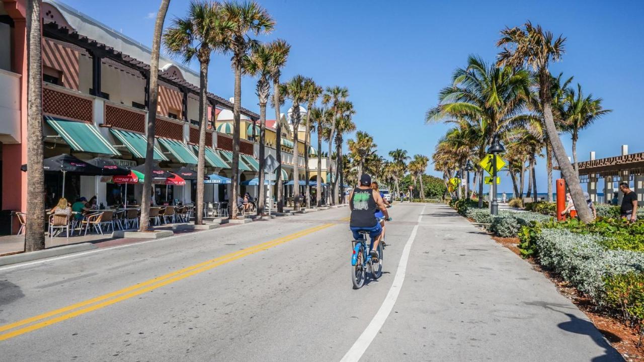 M Lake Worth Beach - Modern Villas Near West Palm Beach, Chic Retro Vibes, King Bed, Cozy Backyard, Bbq, Workspace, High-Speed Internet, Free Parking, 5 Minutes To Downtown & Beach מראה חיצוני תמונה