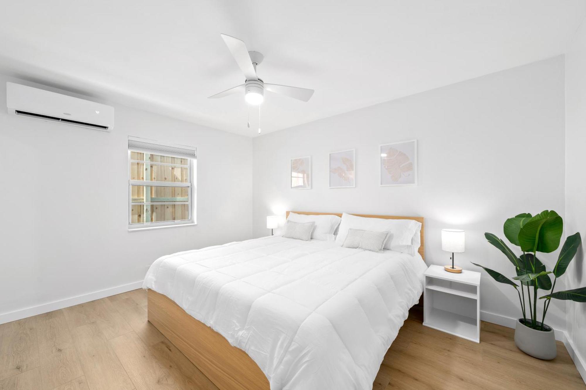 M Lake Worth Beach - Modern Villas Near West Palm Beach, Chic Retro Vibes, King Bed, Cozy Backyard, Bbq, Workspace, High-Speed Internet, Free Parking, 5 Minutes To Downtown & Beach מראה חיצוני תמונה